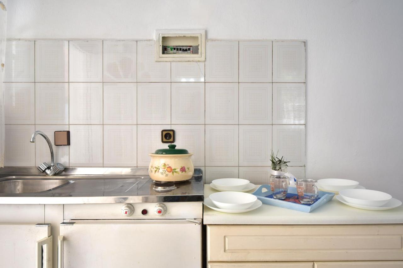 Merlyn Rooms Into The Nature, 100M From The Beach Δαφνίλα Εξωτερικό φωτογραφία