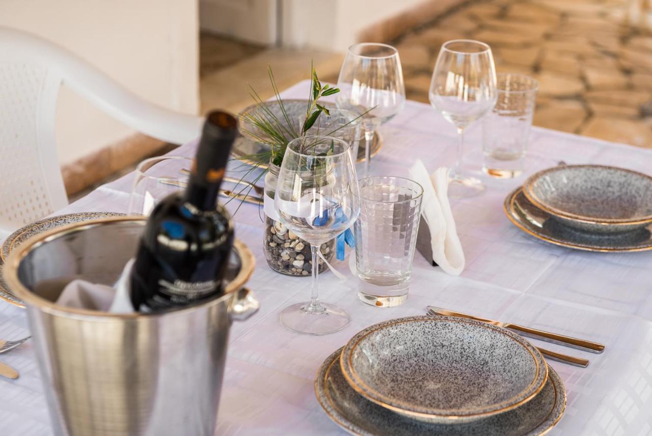 Merlyn Rooms Into The Nature, 100M From The Beach Δαφνίλα Εξωτερικό φωτογραφία