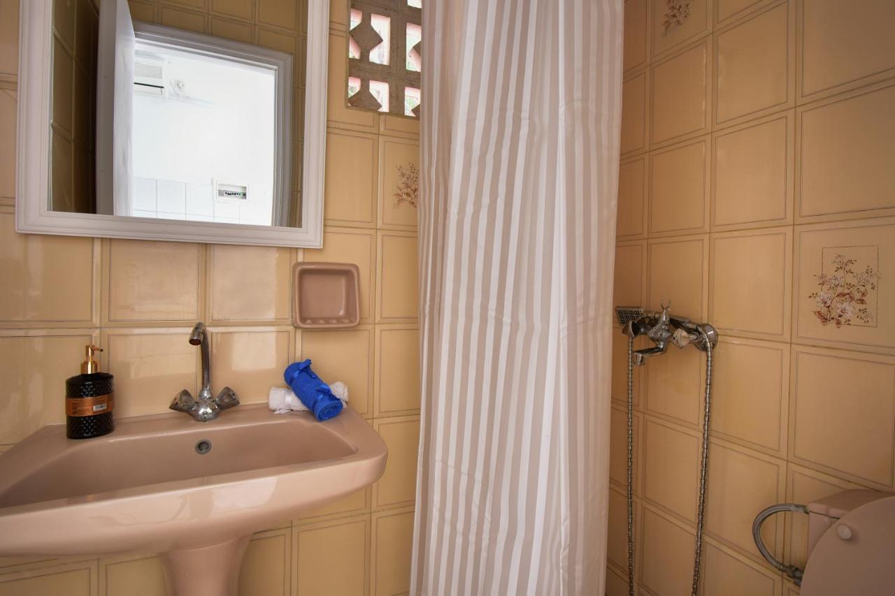 Merlyn Rooms Into The Nature, 100M From The Beach Δαφνίλα Εξωτερικό φωτογραφία